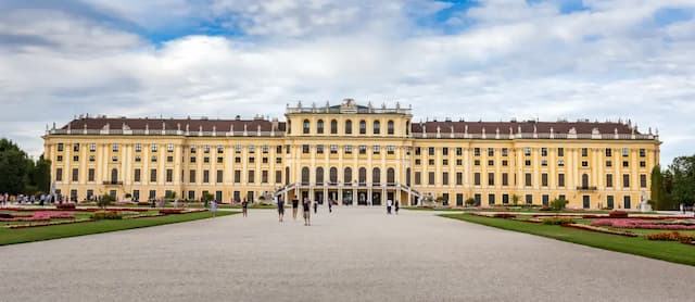 The Best Reasons and Perks for Indian Students to Attend University in Germany in 2025